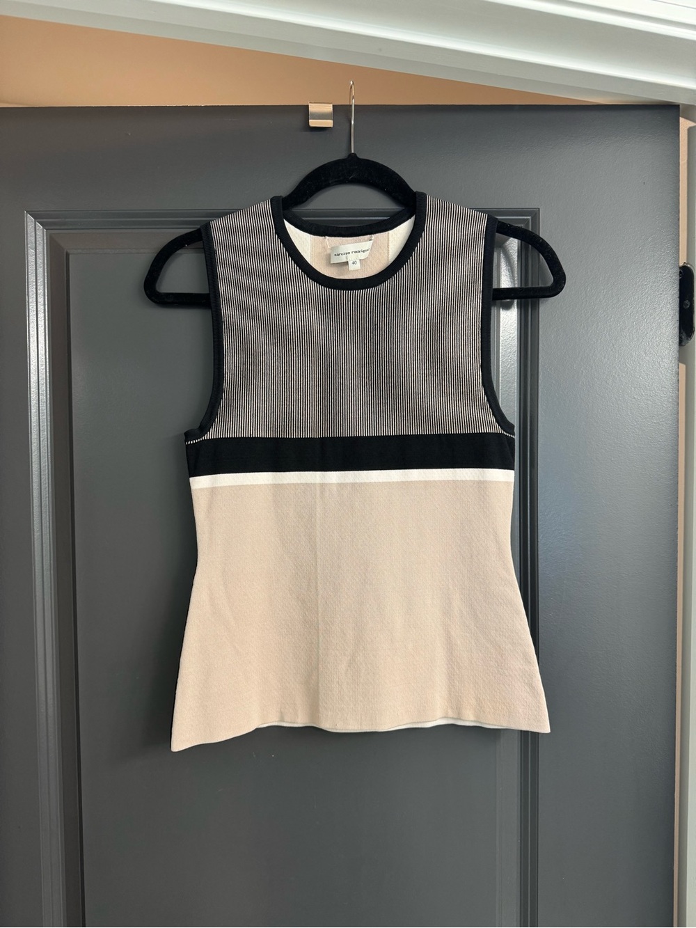 Narciso Rodriguez Sleeveless Colorblock Tank Top - Beige/Black/Gray